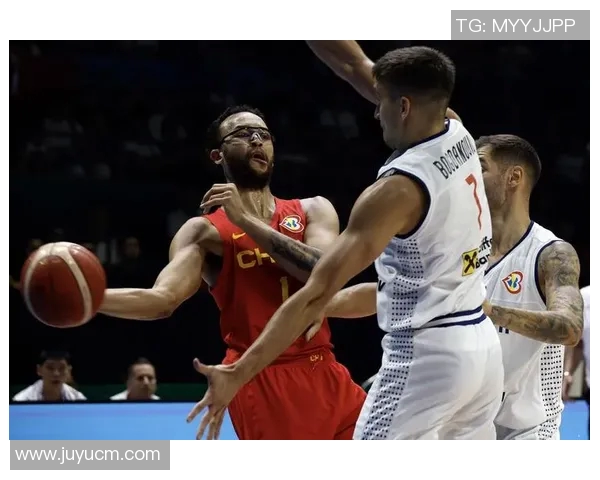 李凯尔关键三分助团队篮球再战湖人队，周一硬仗值得期待